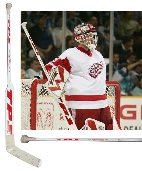 Dominik Haseks Mid-2000s Detroit Red Wings Louisville TPS Game-Used Stick