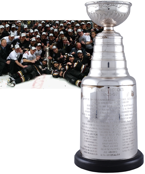 Anaheim Ducks 2006-07 Stanley Cup Championship Trophy with LOA (13")