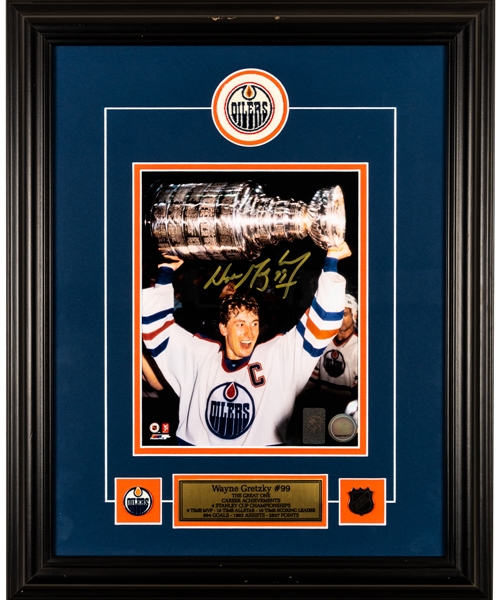 Wayne Gretzky Signed Edmonton Oilers Framed "Hoisting the Cup" Photo Display with WGA COA (17” x 21”)