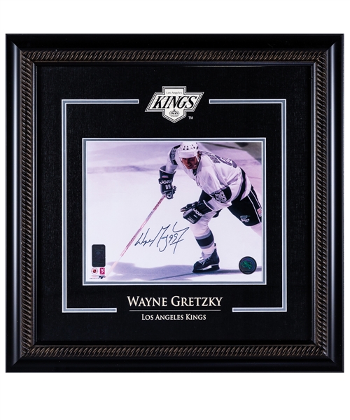 Wayne Gretzky Signed 1988-89 Los Angeles Kings "Skating" Framed Photo Display with WGA COA (19" x 19") 