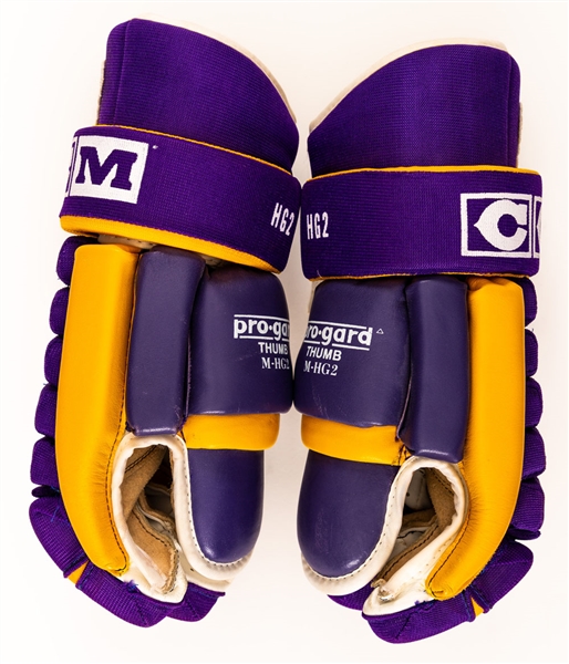 Los Angeles Kings Mid-To-Late-1980s Team-Issued CCM Gloves 