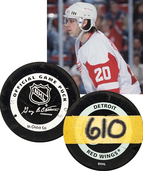 Luc Robitailles January 9th 2002 "610th Goal" NHL Career Milestone Puck from His Personal Collection with His Signed LOA - Ties Bobby Hull for Most NHL Goals by a Left Wing!