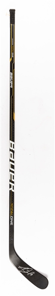 Jonathan Toews 2010-11 Chicago Black Hawks Signed Bauer Total One Game-Issued Stick with LOA 