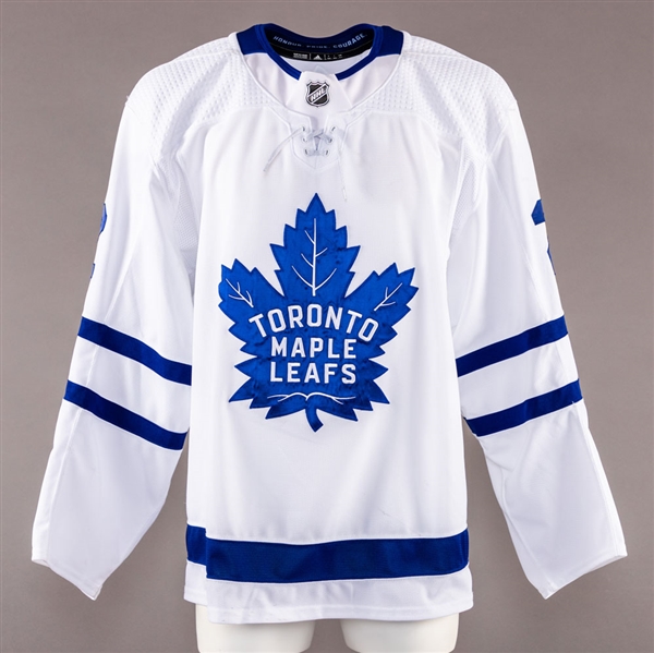 Ron Hainsey’s 2017-18 Toronto Maple Leafs Game-Worn Jersey with Team COA 