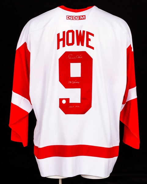 Gordie Howe Signed Detroit Red Wings Jersey and Puck Plus Endorsed Equipment