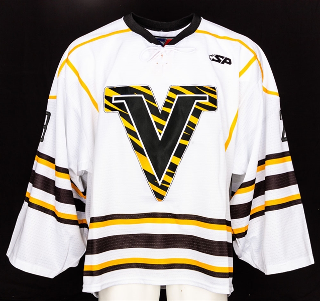 Demain des Hommes 2018 French-Language TV Series-Worn "Victoriaville Hockey Team" Jersey and Uniform Sock Set of 16 