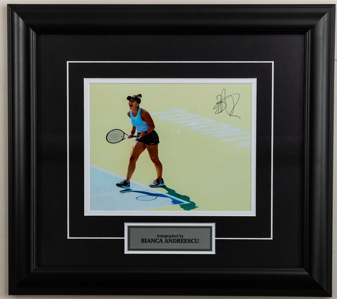Bianca Andreescu Signed Frame Photo with Tennis Canada COA (17” x 19”)