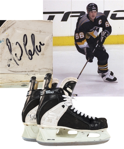 Mario Lemieuxs Mid-1990s Pittsburgh Penguins Signed CCM Super Tacks Skates with JSA Auction LOA