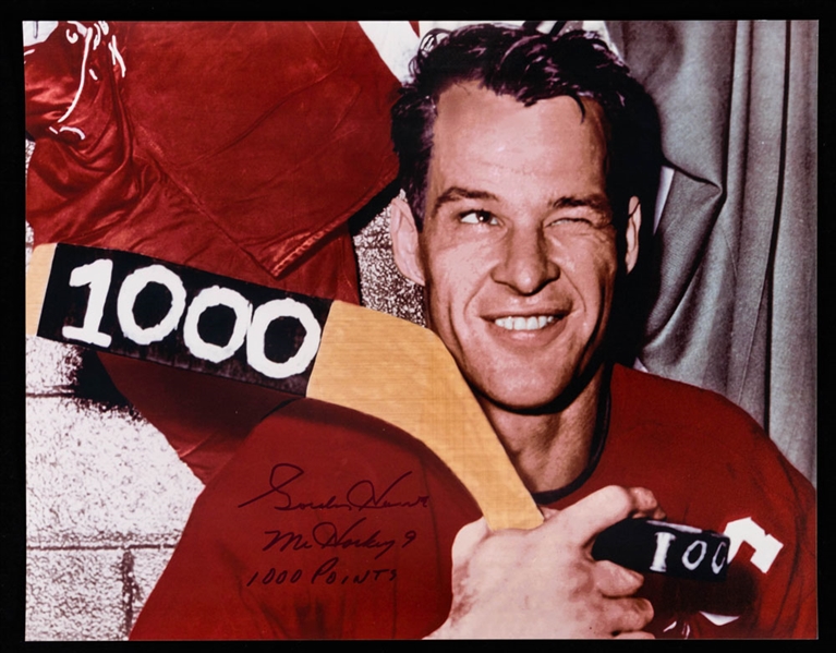 Deceased HOFer Gordie Howe Signed Detroit Red Wings Career Goals/Points Milestones Photos (5)