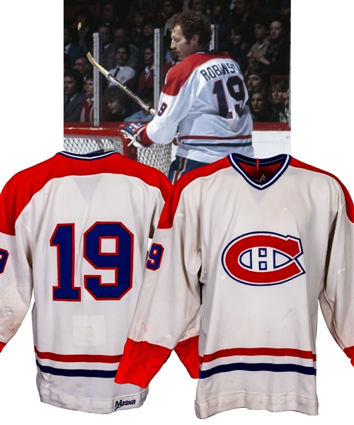 Larry Robinsons Early-1980s Montreal Canadiens Game-Worn Jersey - 100+ Team Repairs!