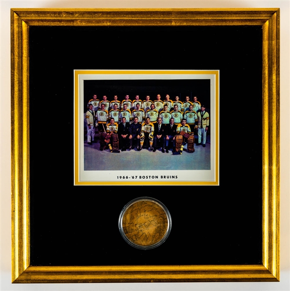 Boston Bruins 1966-67 Shadowbox Display with Team-Signed Puck including Orr – PSA/DNA LOA