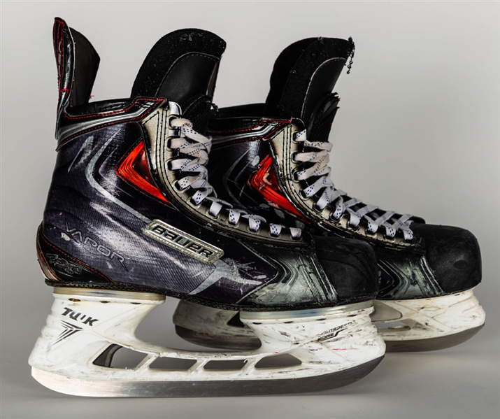 Shane Doan’s Early-to-Mid-2010s Phoenix Coyotes Bauer Vapor Game-Used Skates 
