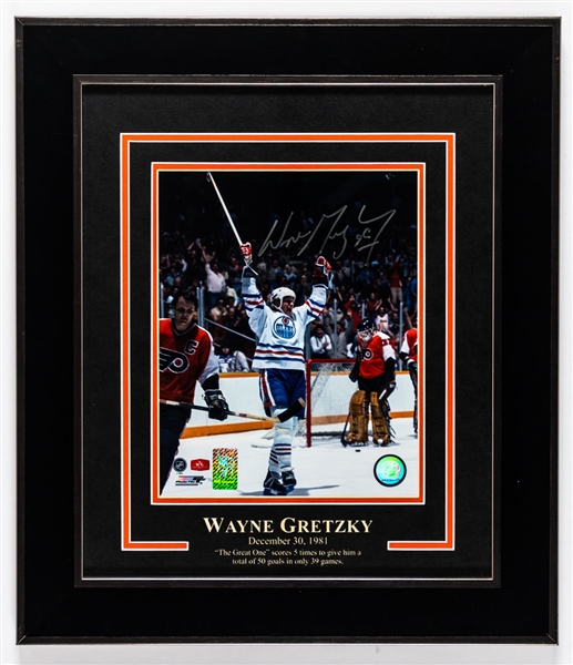 Wayne Gretzky Edmonton Oilers Signed "Fifty Goals in 39 Games" Framed Photo with WGA COA (16” x 19”)