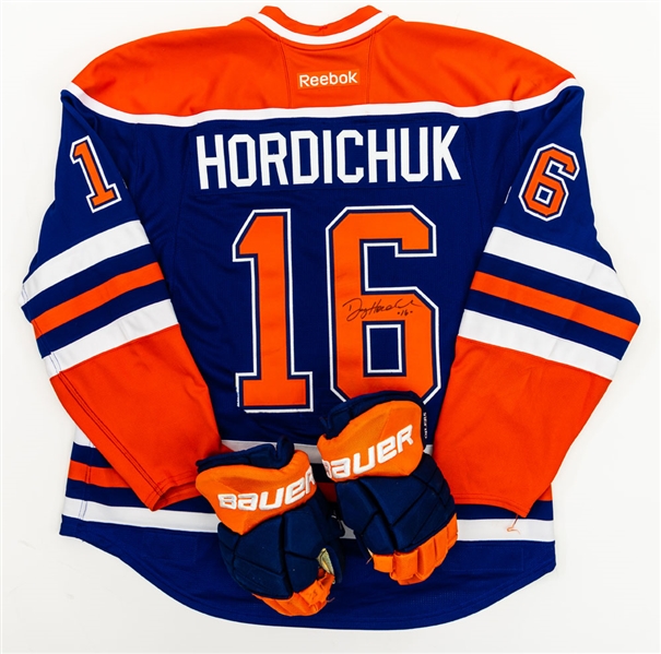 Darcy Hordichuks 2011-12 Edmonton Oilers Signed Game-Worn Jersey and Signed Bauer Vapor Game-Worn Gloves - LOAs 