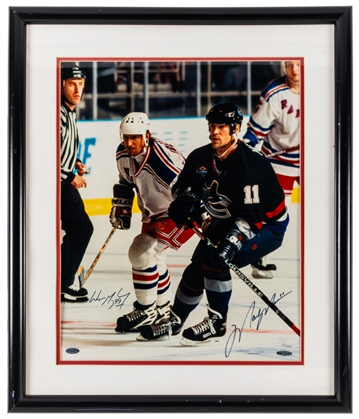 Wayne Gretzky (New York Rangers) and Mark Messier (Vancouver Canucks) Dual-Signed Limited-Edition Framed Photo #43/1997 - UDA/Steiner Authenticated (22” x 26”)