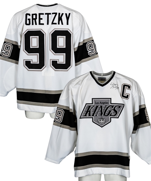 Wayne Gretzky Signed Los Angeles Kings Captains Jersey with Shawn Chaulk LOA