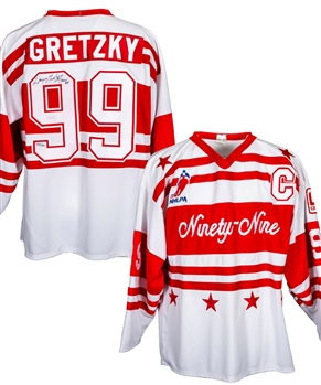 Wayne Gretzky Signed "Ninety-Nine Tour" Limited-Edition Jersey from UDA #858/999 with Shawn Chaulk LOA