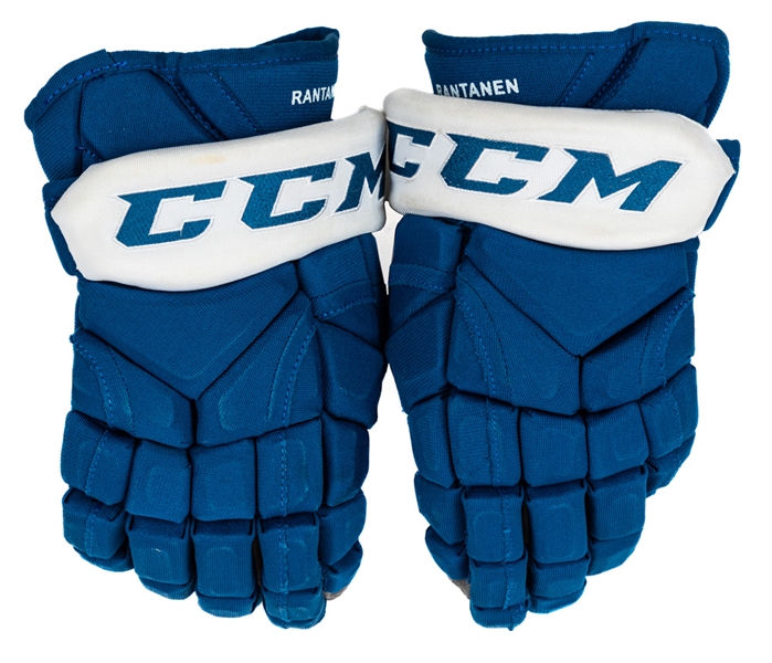 Mikko Rantanens 2021-22 Colorado Avalanche CCM Pro Game-Used Gloves with Team COA - Stanley Cup Championship Season! 