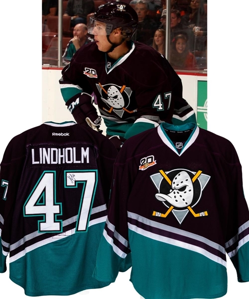 Hampus Lindholms 2013-14 Anaheim Ducks Signed Throwback Game-Worn Rookie Season Jersey - 20th Anniversary Patch!