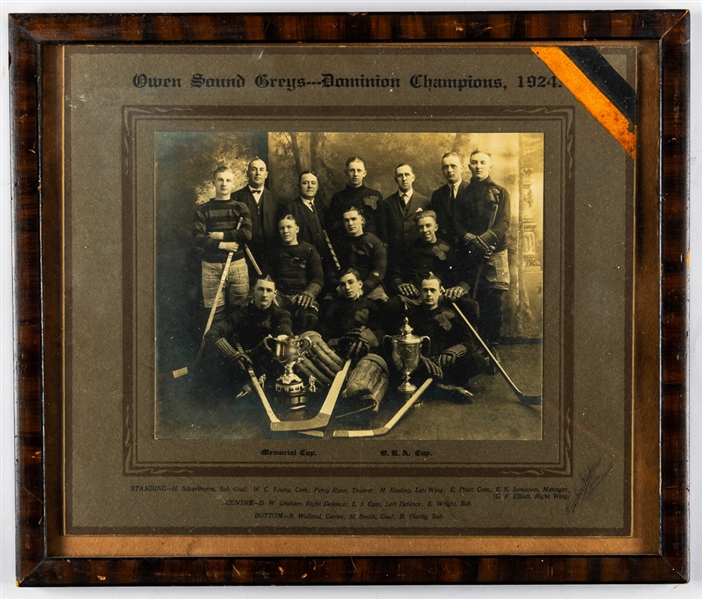 1923-24 Owen Sound Greys OHA and Memorial Cup Champions Framed Cabinet Team Photo with HOFer Cooney Weiland (14 1/2" x 16 1/2")