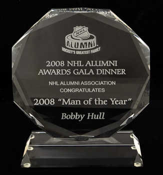 Bobby Hulls 2008 NHL Alumni "Man of the Year" Crystal Award (8")