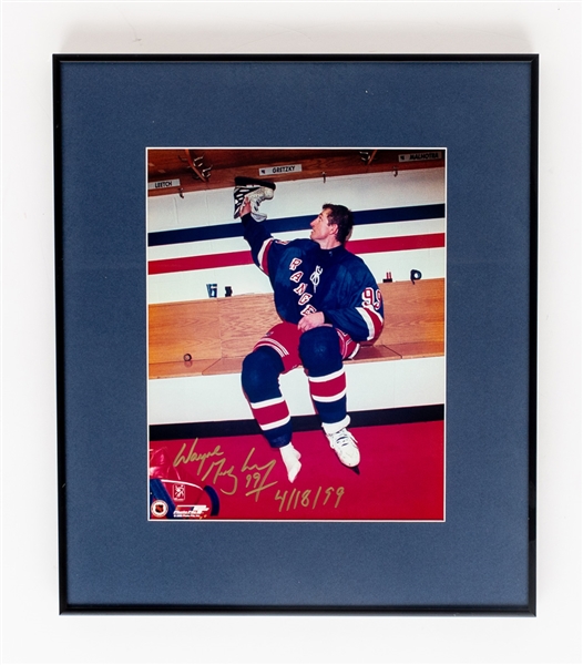 Wayne Gretzky Signed New York Rangers "Final Game" Framed Display with Walter Gretzky Annotation 