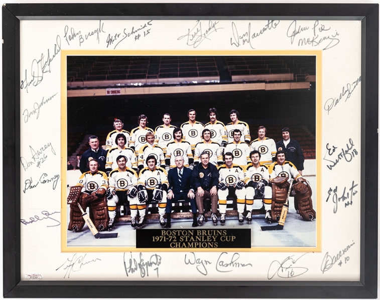 Boston Bruins 1971-72 Stanley Cup Champions Team-Signed Framed Photo with JSA LOA (15 1/2" x 19 1/2")