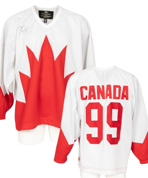 Wayne Gretzky Signed 1972 Team Canada Summit Series Replica Jersey with JSA Auction LOA 
