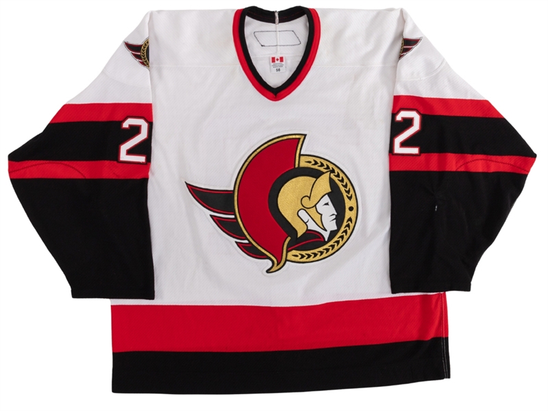 Chris Kellys 2006-07 Ottawa Senators Game-Worn Jersey - Team Repairs!