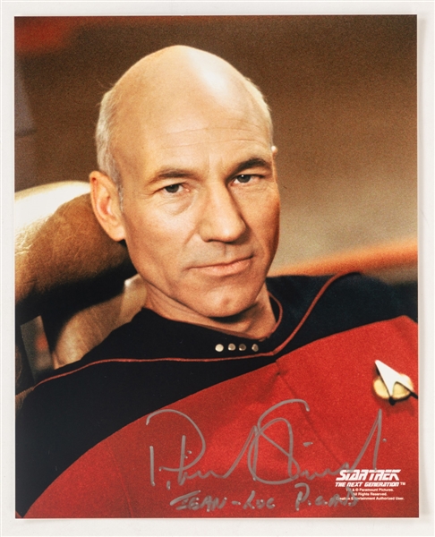English Actor Patrick Stewart Signed Star Trek Photo (Captain Jean-Luc Picard)