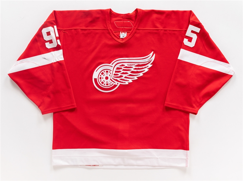 Danny Markov’s 2006-07 Detroit Red Wings Game-Worn Playoffs Jersey with Team COA – Photo-Matched!