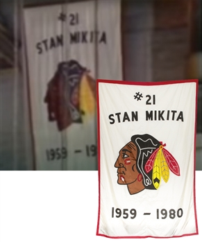 Original 1980 Stan Mikita Signed Chicago Blackhawks Number Retirement Banner that Hung in Chicago Stadium (1980 to Circa 1989) with LOAs (96" x 146")