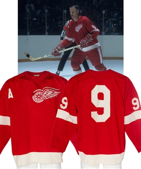 Gordie Howes 1970-71 Detroit Red Wings Game-Worn Alternate Captains Jersey - Final NHL Season in Detroit ! - Team Repairs! - Photo-Matched!