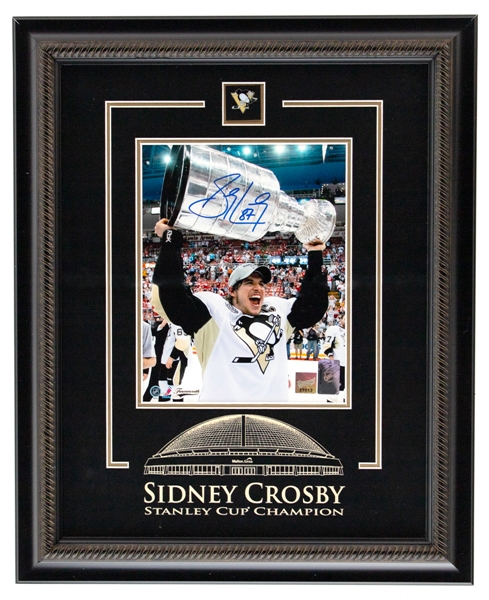 Sidney Crosby Pittsburgh Penguins "Raise Cup - Close Up" Signed Framed Photo Display with Frameworth COA (17 1/2" x 21 1/2")