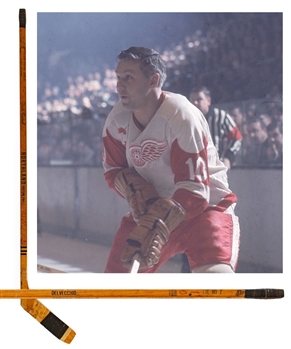 Alex Delvecchios 1966-67 Detroit Red Wings Team-Signed Northland Custom Pro Game-Used Stick Including Howe, Delvecchio and Ullman