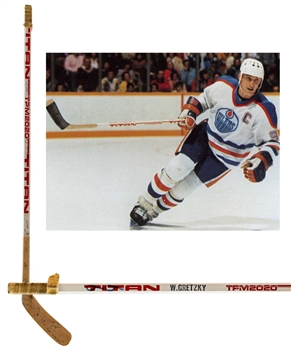 Wayne Gretzkys 1985-86 Edmonton Oilers Titan TPM 2020 Team-Signed Game-Used Stick with JSA LOA - Gretzky, Kurri, Anderson, Fuhr and Others - Art Ross and Hart Memorial Trophies Season!