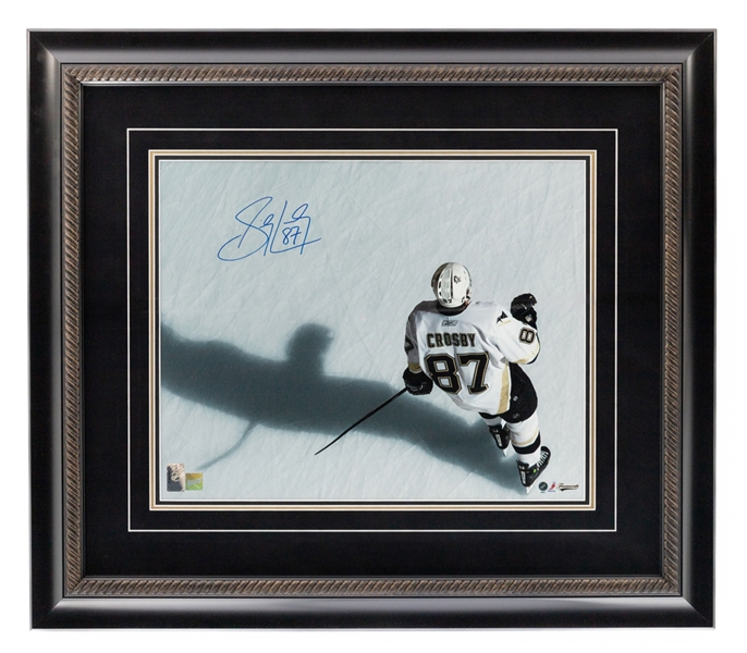 Sidney Crosby Signed Pittsburgh Penguins Framed Photo with Frameworth COA (28" x 32")