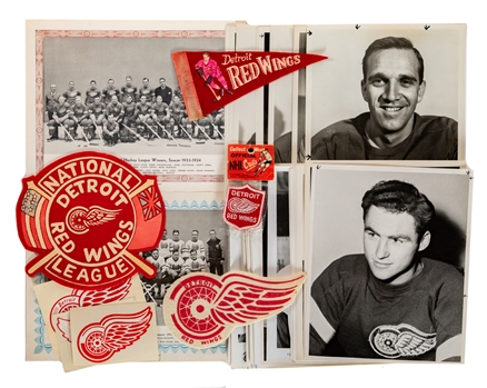 Detroit Red Wings Collection with Crests, Players Photos Sets and More