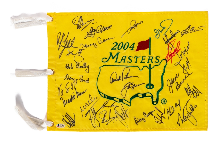 Masters Winners Multi-Signed 2004 Masters Flag by 30 Including Nicklaus, Palmer, Mickelson, Couples, Player, Spieth and Others with Beckett LOA