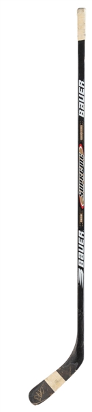 Eric Lindros Late-1990s Philadelphia Flyers Signed Bauer Supreme 3030 Game-Used Stick Plus Signed Philadelphia Flyers Captains Jersey with JSA Auction LOA