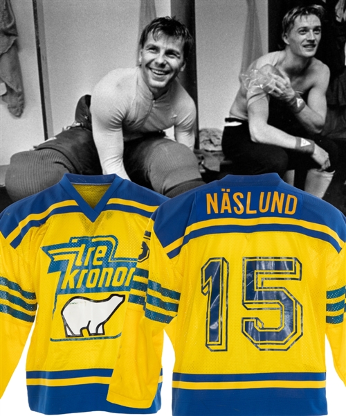 Mats Naslunds 1981 IIHF World Championships Team Sweden Game-Worn Jersey from His Personal Collection with His Signed LOA - Video-Matched!