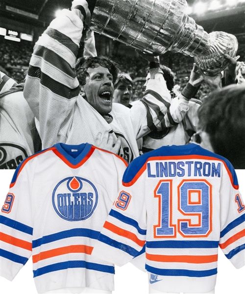 Willy Lindstroms 1984-85 Edmonton Oilers Game-Worn Jersey from His Personal Collection with His Signed LOA - Numerous Team Repairs! - Photo-Matched To 1985 Stanley Cup Finals and Celebration!