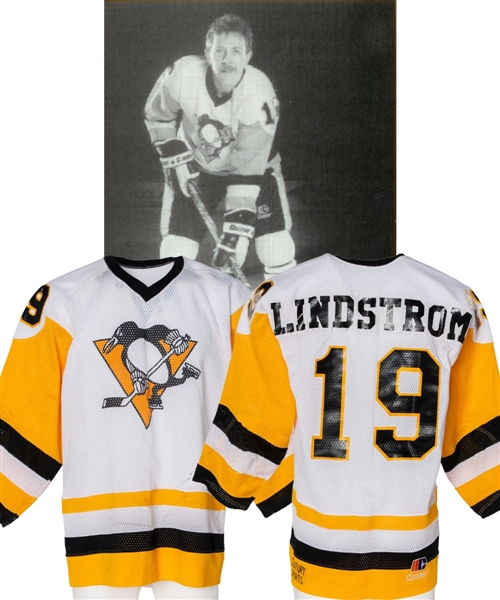 Willy Lindstroms 1985-86 Pittsburgh Penguins Game-Worn Jersey from His Personal Collection with His Signed LOA - Nice Game Wear! - Numerous Team Repairs! 