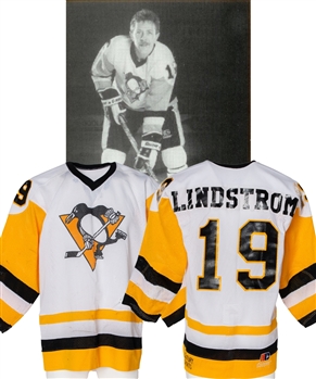 Willy Lindstroms 1985-86 Pittsburgh Penguins Game-Worn Jersey from His Personal Collection with His Signed LOA - Nice Game Wear! - Numerous Team Repairs! 