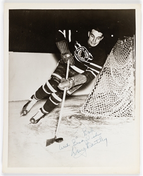 Deceased HOFer Doug Bentley Signed Chicago Black Hawks Photo (E. Robert Hamlyn Collection)