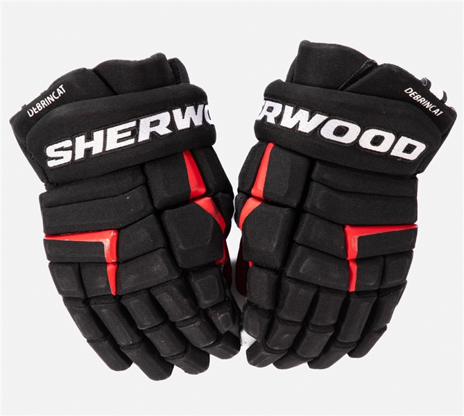 Alex Debrincats 2020-21 Chicago Blackhawks Sher-Wood Code V Game-Used Gloves 