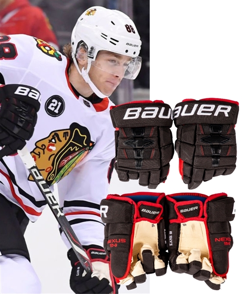 Patrick Kanes Late-2010s/Early-2020s Chicago Blackhawks Bauer Nexus 1N Game-Used Gloves 