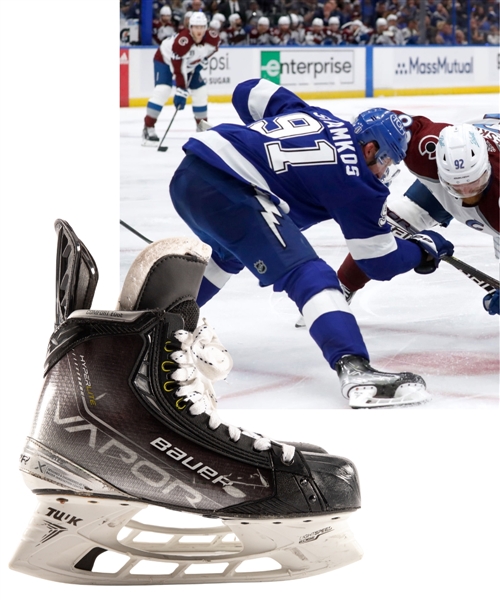 Steven Stamkos 2021-22 Tampa Bay Lightning Bauer Vapor Hyperlite Game-Used Stanley Cup Finals Skates - Photo-Matched!