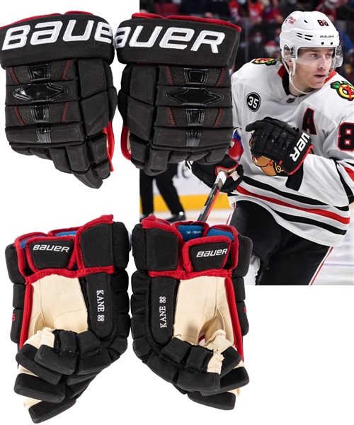 Patrick Kanes Late-2010s/Early-2020s Chicago Blackhawks Bauer Nexus 1N Game-Used Gloves