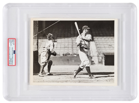 Lou Gehrig New York Yankees 1930s Type 1 International News Photo - Graded PSA Authentic 